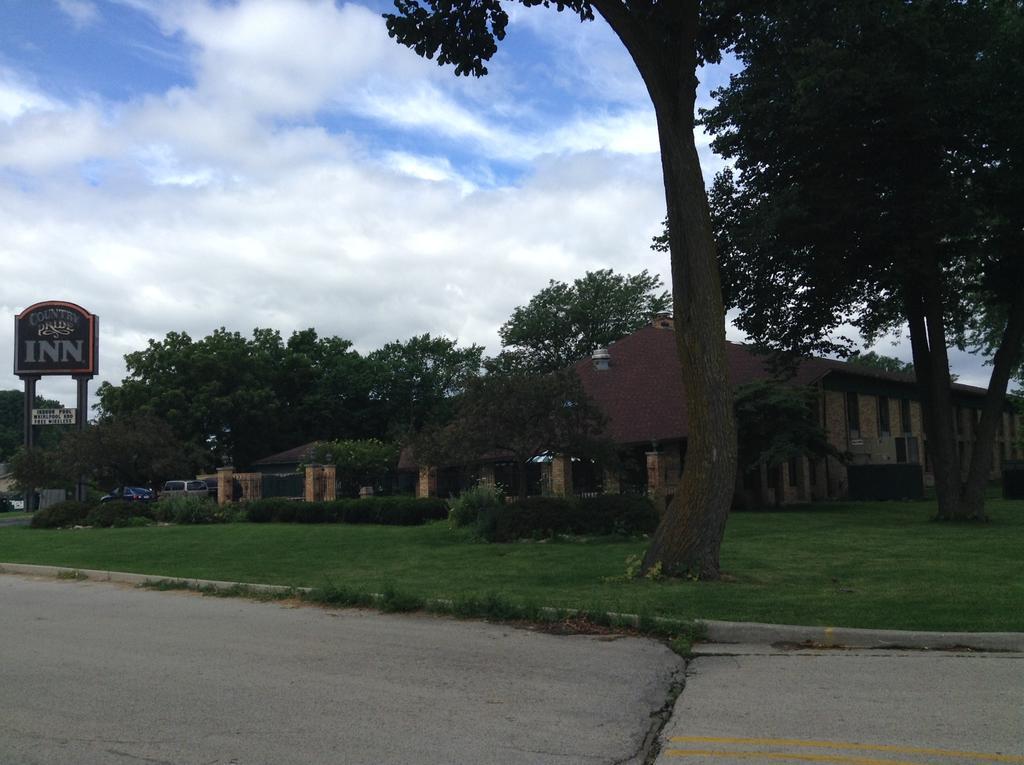 Americinn And Suites By Wyndham Delafield-Waukesha-Milwaukee Kültér fotó