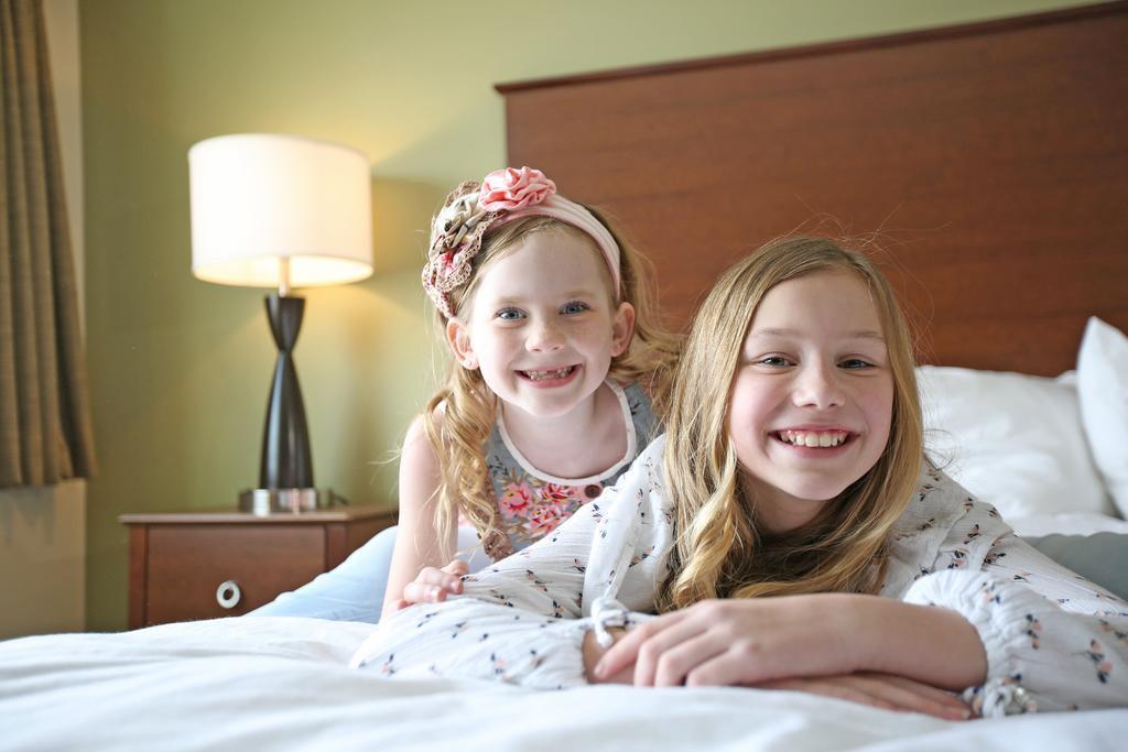 Americinn And Suites By Wyndham Delafield-Waukesha-Milwaukee Kültér fotó