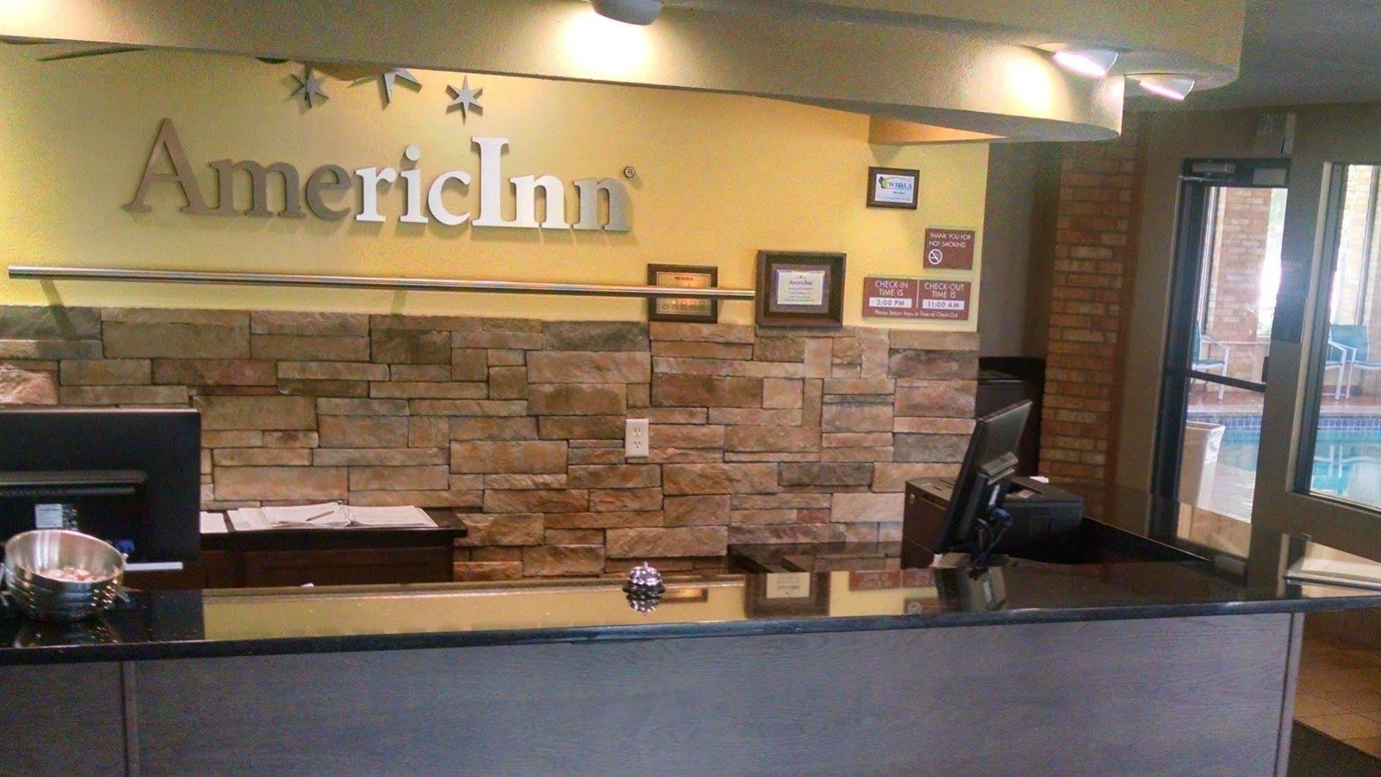 Americinn And Suites By Wyndham Delafield-Waukesha-Milwaukee Kültér fotó